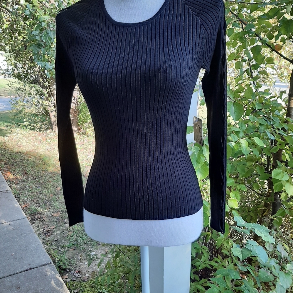 Black Ribbed Sweater Top - Picture 6 of 9